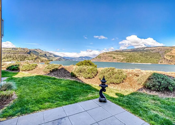 Mosier Creek Place
