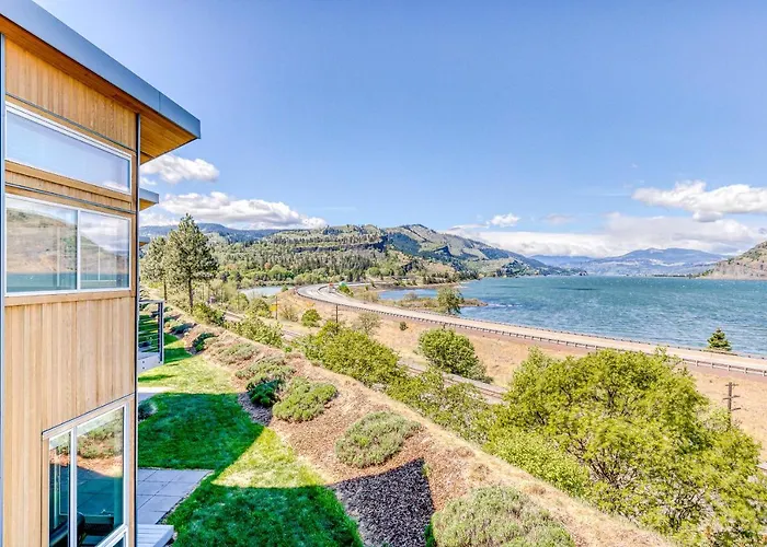 Mosier Creek Place